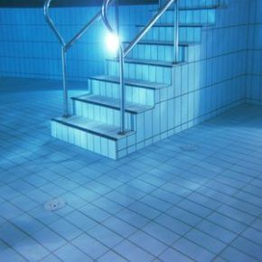 Our Top Lighting Tips for Your Pool