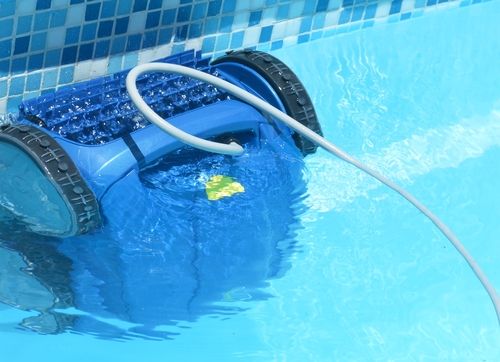 How Does an Automatic Pool Vacuum Work? Ultimate Guide Revealed
