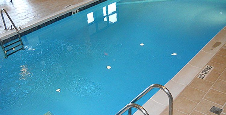 commercial pool maintenance company